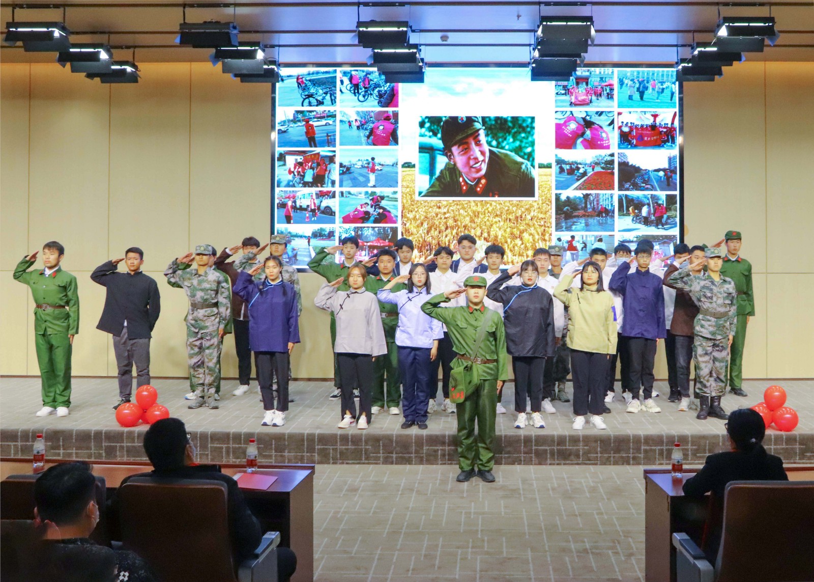 攝影記者劉賀鵬  (3).jpg