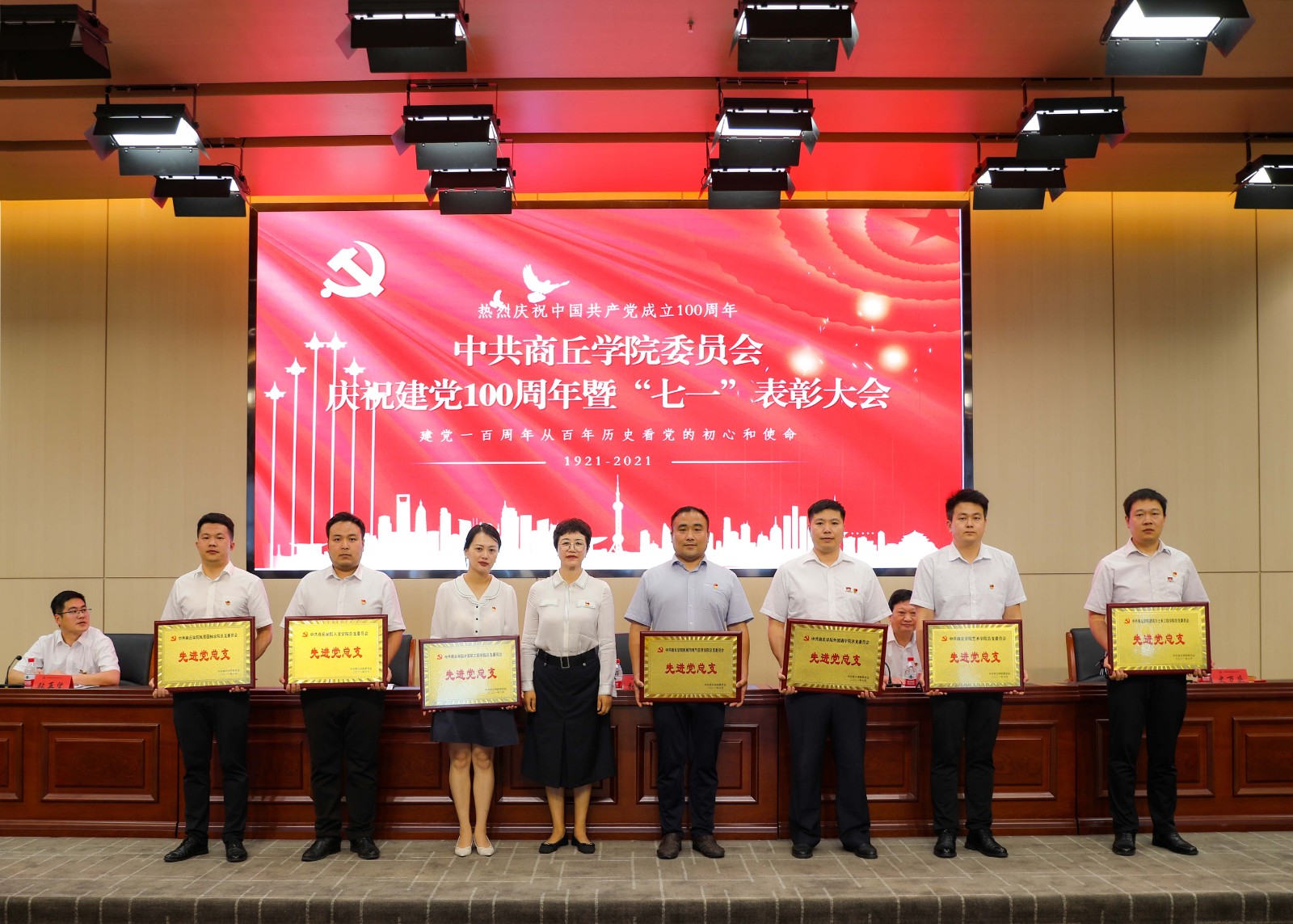 攝影記者于慧（2）.jpg